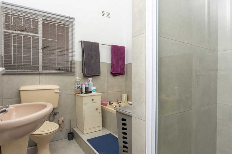 4 Bedroom Property for Sale in Middedorp Western Cape